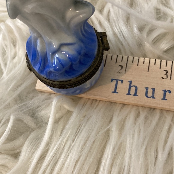 Direct connection industry Dolphin trinket box - Picture 9 of 9